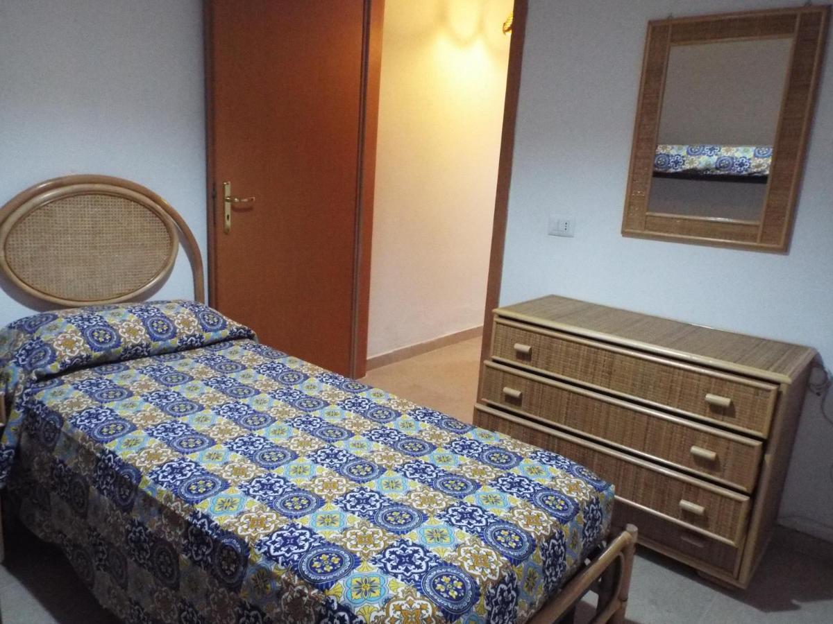 La Grazia Aparthotel Parghelia Exterior foto